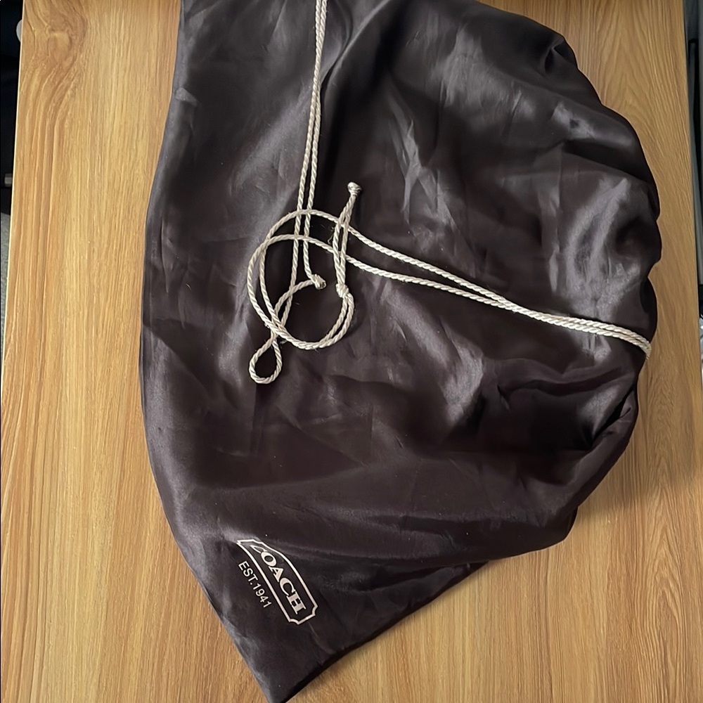 Coach Gold Leather Tote Bag - Picture 6 of 6